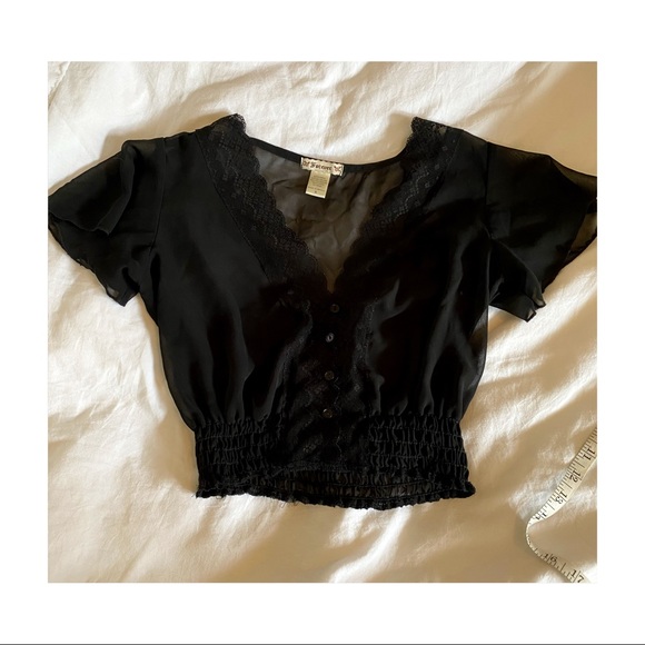 (2for $14) sheer crop top - Picture 3 of 4